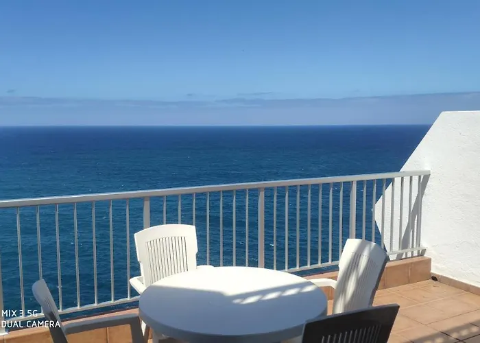 Amplio Apartamento Con Vistas Al Mar